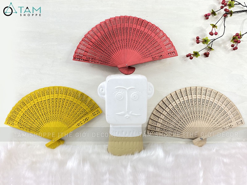 Quạt gỗ xếp cổ trang họa tiết đẹp R33cm DDTI-QUAT-01